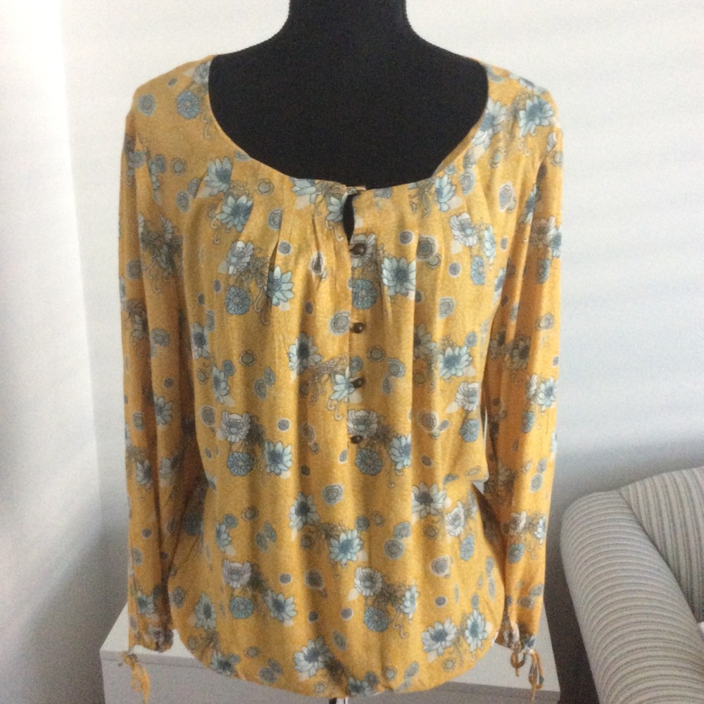 Beautiful Lucky Brand Silk Top